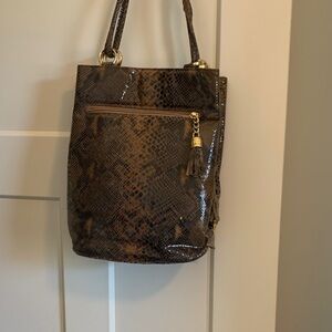 Chic Brown Snake Print Shoulder Bag